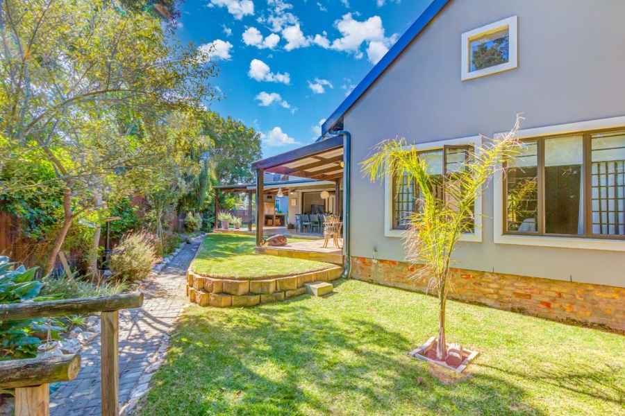 3 Bedroom Property for Sale in Brenton On Lake Western Cape